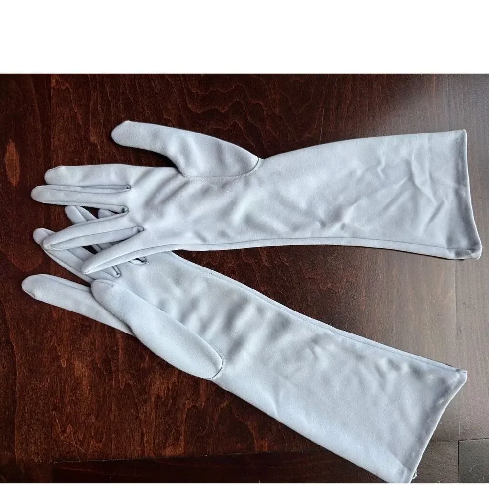 Wear Right Womens Vintage Light Blue Nylon Gloves Size 6 1/2 Made in Germany